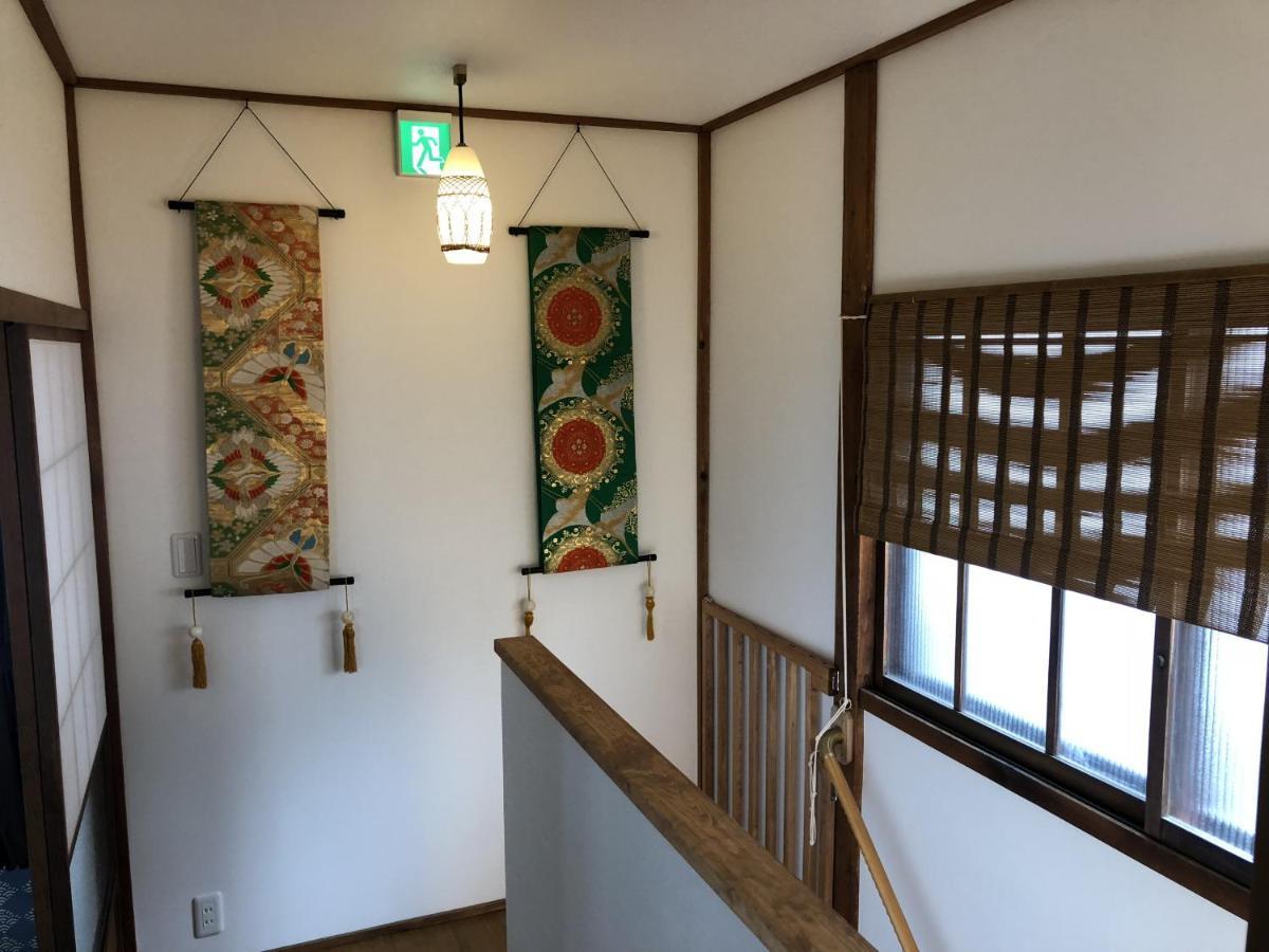 Taisho Aburaya Villa Takajama Kültér fotó